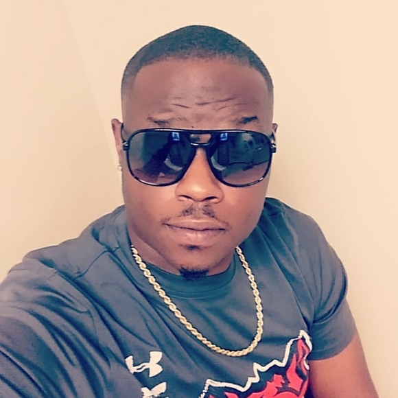 Meet your Posher, Keithron - Picture 1 of 1